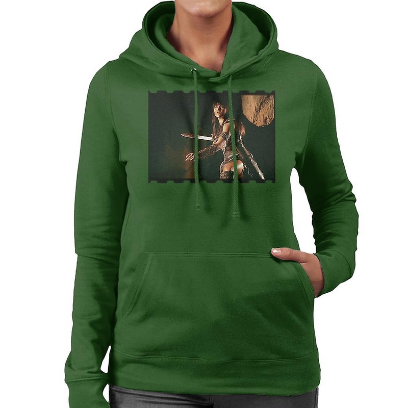 Xena Warrior Princess Fighting Women’s Hooded Sweatshirt